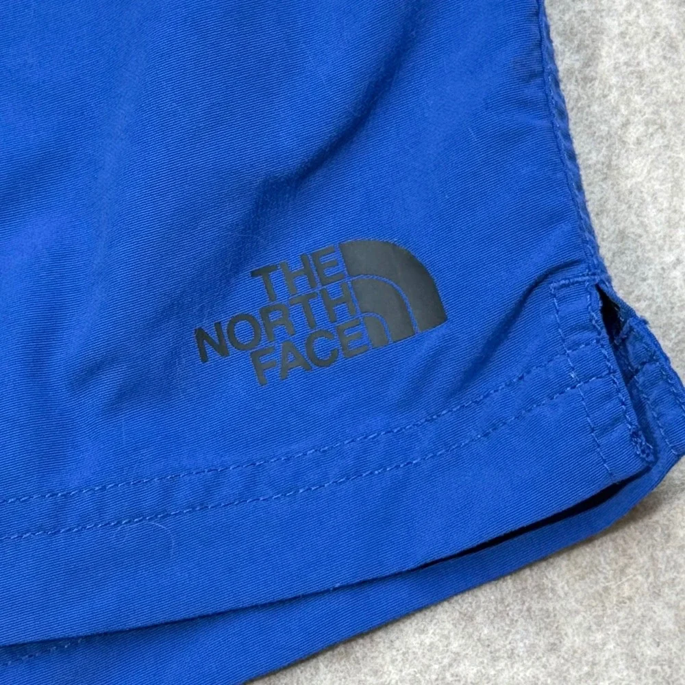 The North Face FlashDry Mens Blue Hiking Athletic Shorts Size Medium M 7 Inseam